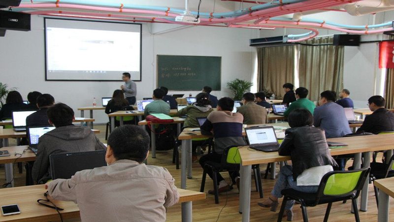 叉车培训学校实操场地
