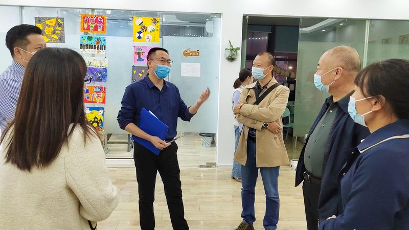 公路建造师培训教材版本如何选择：关键因素与考量**