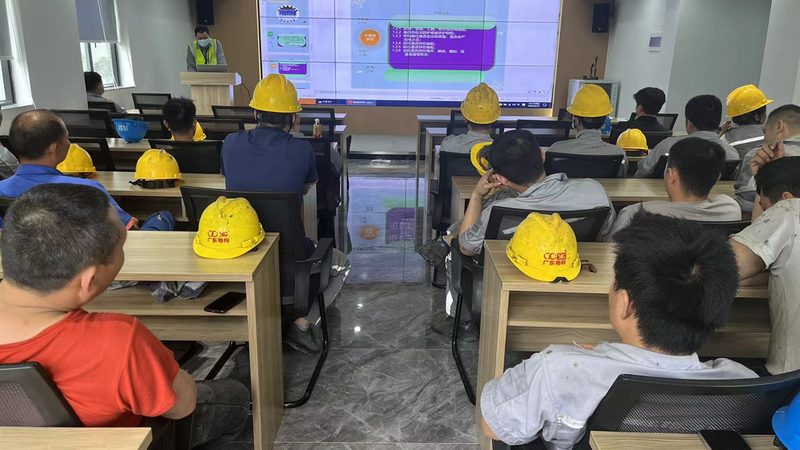 一线技能培训品牌：如何选择优质课程体系**